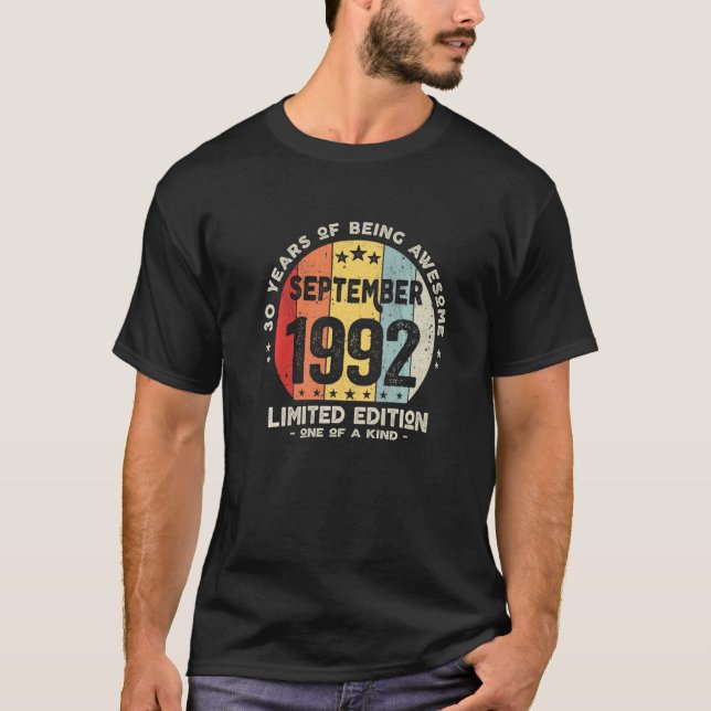 30 år gammal september 1992 30års födelsedag 1 t shirt (Framsida)