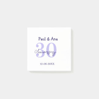 30-årsjubileum lila fet bokstav namn enkel re post-it block