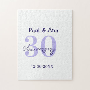 30-årsjubileum lila fet bokstav namn enkel re pussel