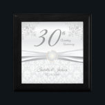 30:e årsdagen av Pearl Bröllop Minnesask<br><div class="desc">30:e Bröllop-årsjubiléet Design Gift Box-redo för att du ska kunna anpassa dig. ⭐ Den här produkten är 100 %-Anpassadet. Grafik och / eller text kan läggas till, tas bort, flyttat, storleksändras, ändras runt, roteras osv. 99 procent av mina konstruktioner i min butik är gjorda i lagrar. Det gör det enkelt...</div>