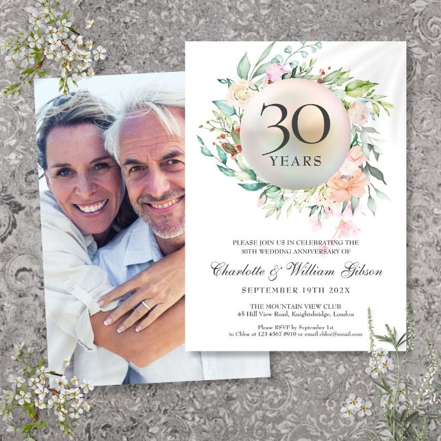 30:e Bröllop-årsdagen Ro Blommigt Pearl Photo Inbjudningar (30th Wedding Anniversary Roses Floral Pearl Photo Invitation)