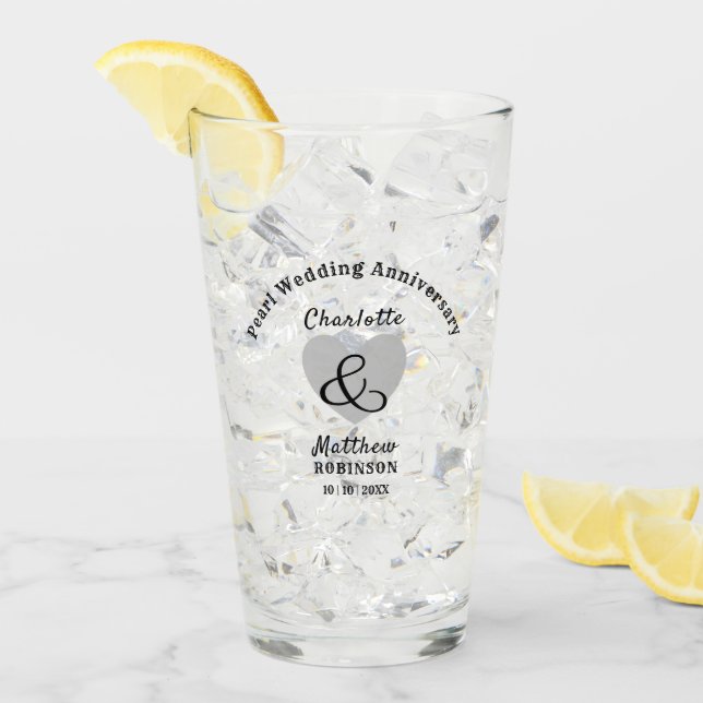 30:e Pearl Bröllop-årsdagen Personlig för gåva Glaskopp (Framsida Ice)