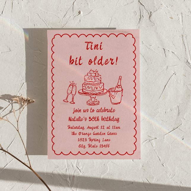 30:e Röd Rosa Champagne Cake Quirky Födelsedagsfes Inbjudningar (Skapare uppladdad)