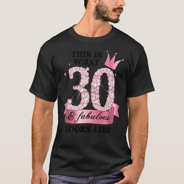 30 & Fabulous I Rosa White Party Group Candid Phot T Shirt (Framsida)