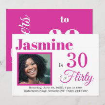 30 & Flirty Rosa Birthday Photo Inbjudan