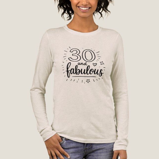 30 och fantastisk Doodle Glad 30-årsdag  T Shirt (Framsida)
