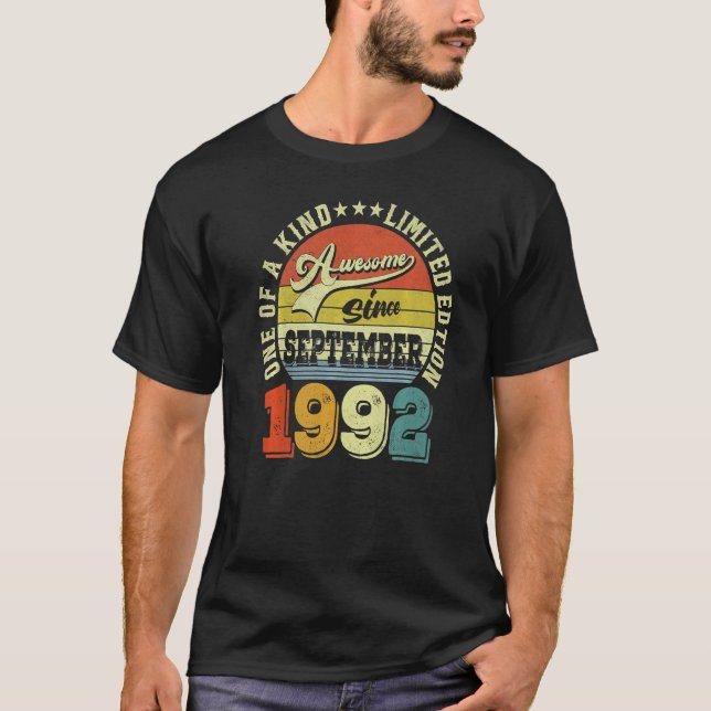 30 Year Old  Awesome Since September 1992 30th Bir T Shirt (Framsida)