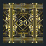 30års födelsedag Art Deco Guld Black Underbar Gats Fyrkantig Klocka<br><div class="desc">Fira din milstolpe-födelsedag i stil med denna unika Art Deco-stil, Underbara Gatsby-inspirerad design med geometriska former i ljusa guld över klassisk svart bakgrund. En elegant, klassig, könsneutral perfekt för att hedra minnet av denna speciella födelsedag med den jazzinfusade smaken av de roande tjuvårdarna. Den här födelsedagssviten är en ökning med...</div>