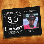 30års födelsedag Photo Black Vintage Birthday Inbj Vykort<br><div class="desc">30års födelsedag är fotosvart vintage på födelsedagskalender inbjudan är perfekten för att hedra minnet av en speciell milstolpe i ditt älskade liv! Den klassiska designen för den här vykortsinbjudan i stil har ett vackert vintage med svart bakgrund, kombinerat med ett typsnitt för vintage av elegant som skapar ett tidlöst utseende....</div>