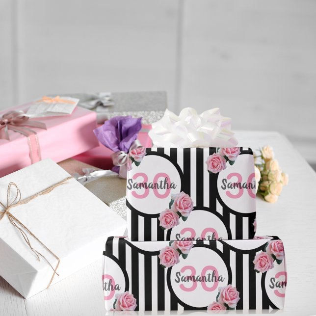 30års födelsedag rosa ros, svart, vit rand namn presentpapper (Skapare uppladdad)