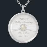 30th bröllopsdaghalsband för damast silverpläterat halsband<br><div class="desc">En Digitalbcon avbildar designen som presenterar en satängpärlafärg, och och det damastast designtemat med en variation av anpassningsbar avbildar, formar, mönster, stilar och typsnitt i detta halsband för den 30th bröllopsdagen för en-av-en-sorten "damast". Denna attraktiva och eleganta design kommer färdigt med anpassadetextbokstäver att passa ditt egna speciella tillfälle för att...</div>