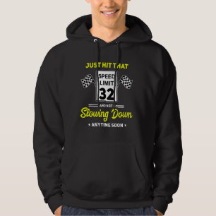 32:a födelsedagshastighetsgränsens tecken 32 mph F Hoodie