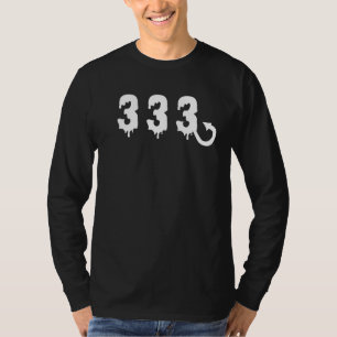 333 Angel nummer endast Halvdjävulsk goth E Girl T Shirt
