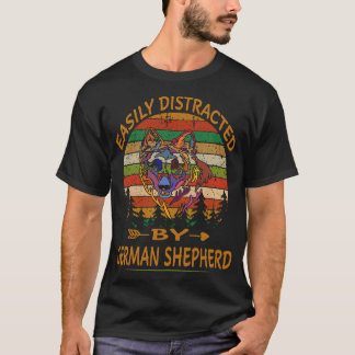 33 Lätt Distraherad Av Tysk Schäferhund T Shirt