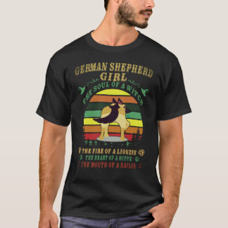 33 Tysk Shepherd Tjej Själens En Häxa Den Eldiga H T Shirt