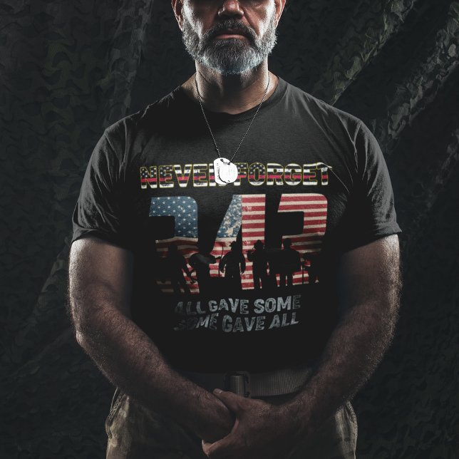 343 Firefighter glömmer aldrig att alla gav 21st T Shirt (Skapare uppladdad)