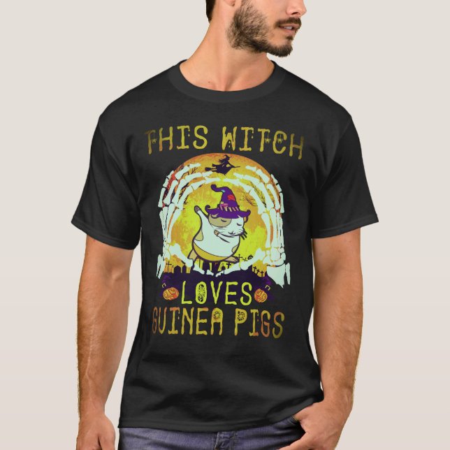 34 Denna häxa älskar marsvin Halloween T Shirt (Framsida)