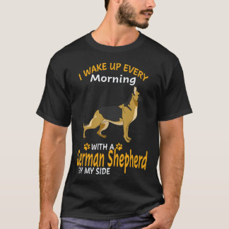 34 Jag vaknar varje morgon med en tysk schäferhund T Shirt