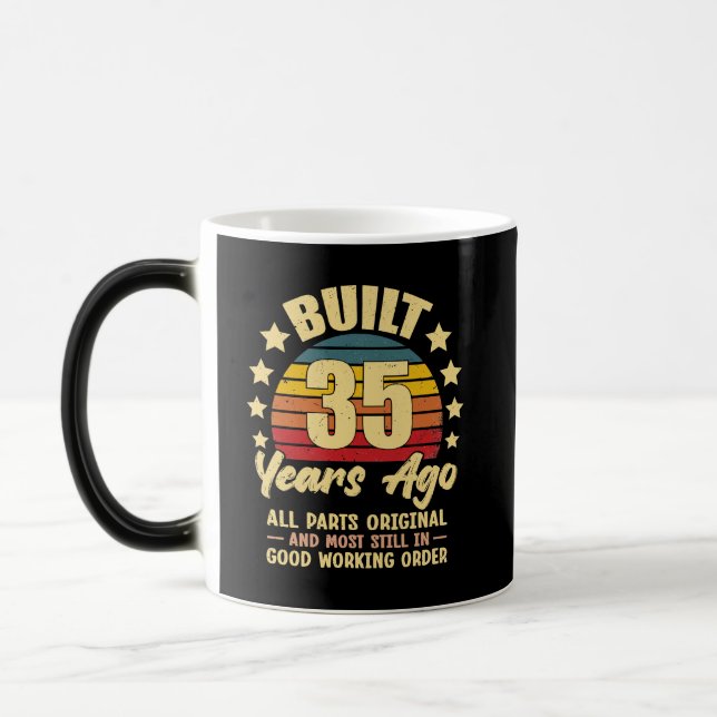 35 Years Ago All Parts Original 35th Birthday Magisk Mugg (Vänster)