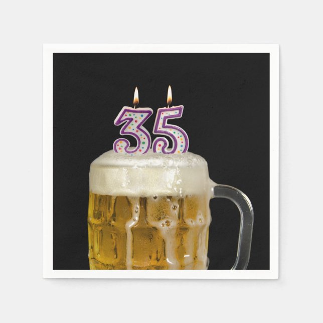 35e Birthday Beer on black Pappersservett (Framsidan)