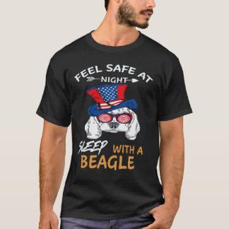 36 Känn dig trygg på natten Sova med en Beagle T Shirt