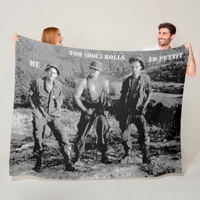 3 AMIGOS, VIETNAM 1968 FLEECEFILT (På plats)