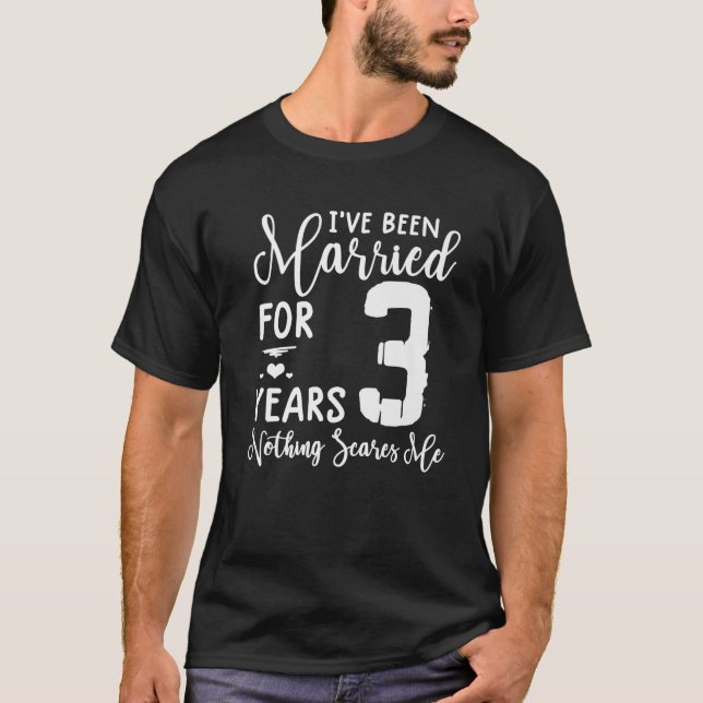 3 år med gifta par på tre dagar t shirt (Framsida)