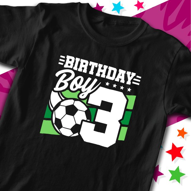3 års gammal fotboll Party 3:e födelsedagspojken T Shirt (Skapare uppladdad)