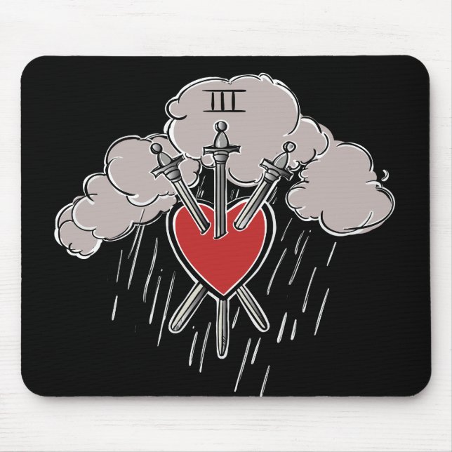 3 av Sords Kärlek Heart Tarot Illustration Musmatta (Framsidan)