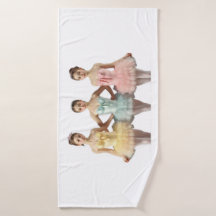 3 bailarinas en tonos suaves Toalla