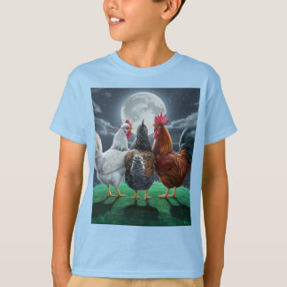 3 Chickens chilling out watching the moon  T Shirt