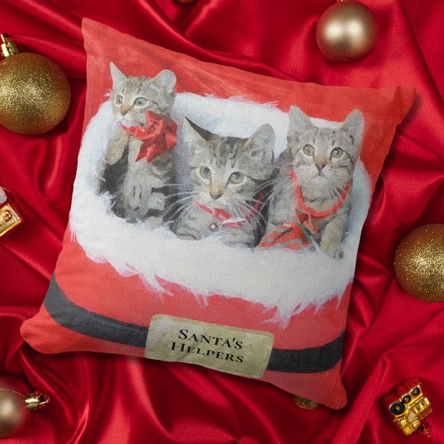 3 Cute Kittens Santa's Little Helpers Kudde (Skapare uppladdad)