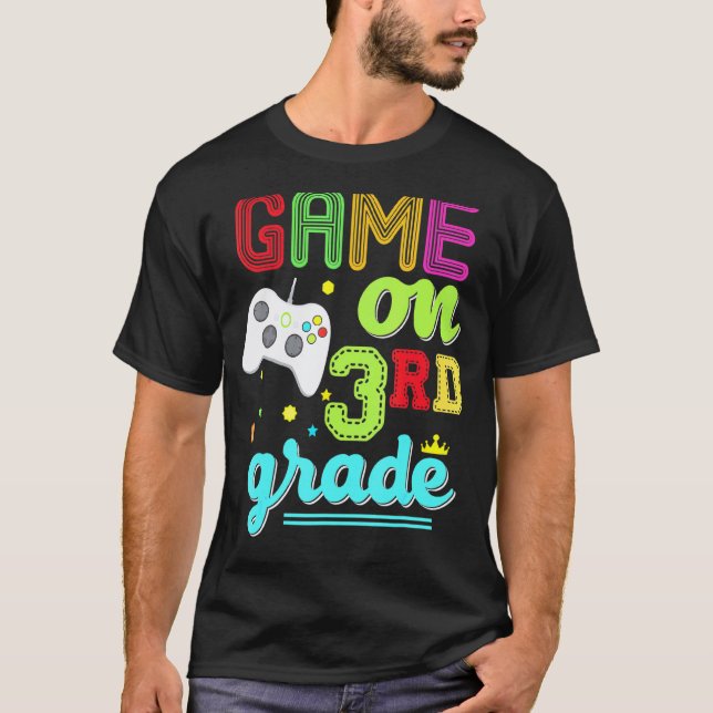 3:e klass Game On Third videokontroll lärar K T Shirt (Framsida)