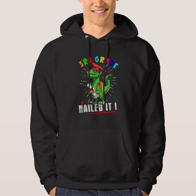 3:e klass Nailed It   Rex solglasögon Examen   Hoodie (Framsida)