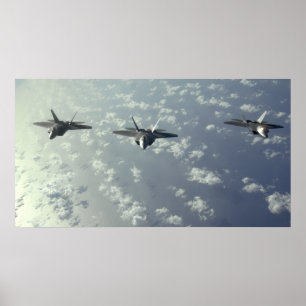 3- frakters bildning av F- 22- Raptorer Poster