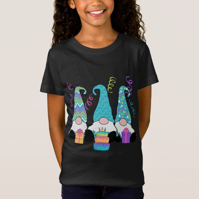 3 Gnomes Birthday Cake, Presenter, Confett T Shirt (Framsida)