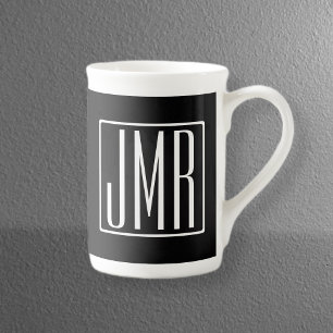 3 Initialer Monogram Svartvitt (eller färg) Benporslin Mugg