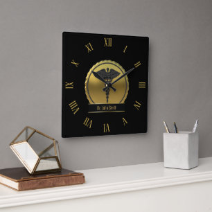 3D Guld Medicinsk Kaduceus Professionell Emblem Fyrkantig Klocka