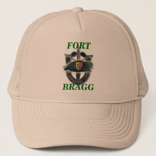 3rd speciella styrkor grupperar den Fort Bragg Truckerkeps