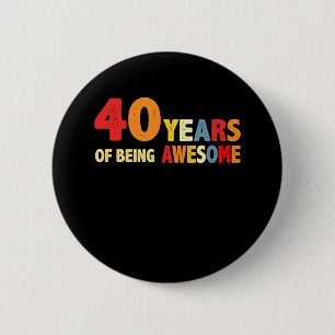 40 år av Fantastisk ger 40 år Knapp