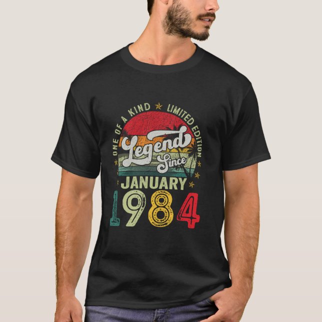 40 år gammal född i januari 1984 40:e födelsedagen t shirt (Framsida)