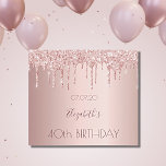 40-årsdagen  droppar i namn i ro guld glitter<br><div class="desc">Ett mousserande märke från vin flaska för en girig och glamorös 40-årsdag party med flickorna. En faux ro guld-metallisk bakgrund tittar med elegant faux ro glitter drops,  målardropputseende. Texten: namn är skrivet i mörk ro guld med ett stort modernt,  handskript i stil. Mall för namn,  ålder 40 och datum.</div>