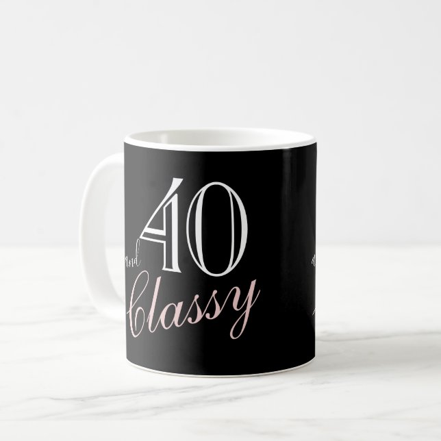 40-årsfirande med elegant svart stilsäker födelsed kaffemugg (Framsida vänster)