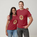 40:e/15:e ruby Red T Shirt<br><div class="desc">Tittar du för högerna,  15:e eller 40:e årsdagen av bröllop t-shirt? Då kanske en vacker,  ruby red,  ornate emblem och gemstone-grafik blir just sak till ge BÅDE!</div>