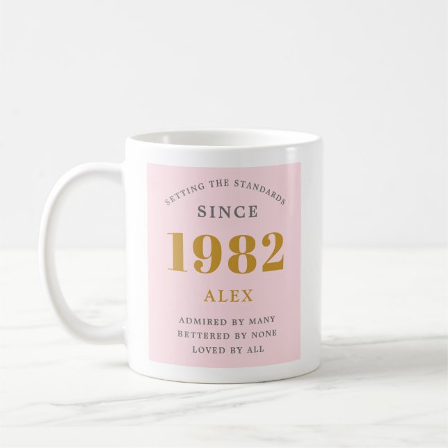 40:e födelsedag Namn 1982 Rosa Grått Elegant Chic Kaffemugg (Vänster)