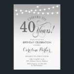 40:e födelsedagen - Silver White Inbjudningar<br><div class="desc">40:e födelsedagsinbjudan. Elegant silver och vit design med ljus och skriptteckensnitt för mejeristrängar. Skål till 40 år! Kan vara personlig i vilken ålder som helst! Berätta om du behöver anpassa dig ytterligare.</div>
