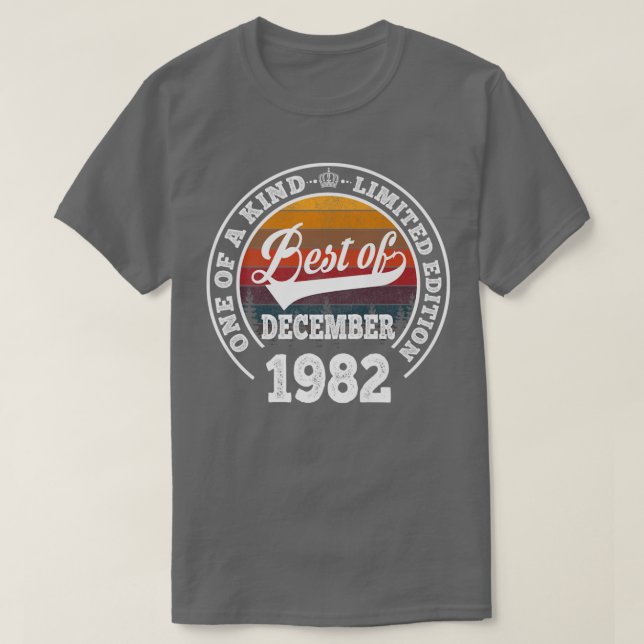 40:e födelsedagsgiftet i december 1982 i 40 år t shirt (Design framsida)