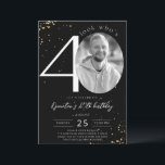 40:e födelsedagsinbjudan till Black Guld med foto Inbjudningar<br><div class="desc">Det 40:e födelsedag med Photo,  Black Guld,  är en del av Bröllop-samlingen. Den här produkten har anpassade fotoavsnitt guld glitter-miniatyrbilder. Klar med dekorativt typsnitt. Utforska mer matchande produkter i vår butik.</div>