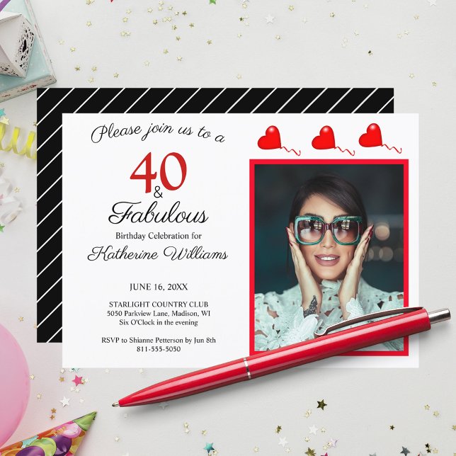 40 & Fabulous Photo Red 40 Birthday Black White Inbjudningar (40 & Fabulous Photo Red 40th Birthday Black White Invitation)