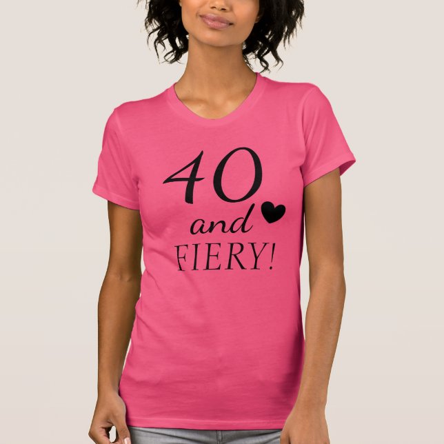 40 och 40th gulliga födelsedagcitationstecken för t shirt (Framsida)